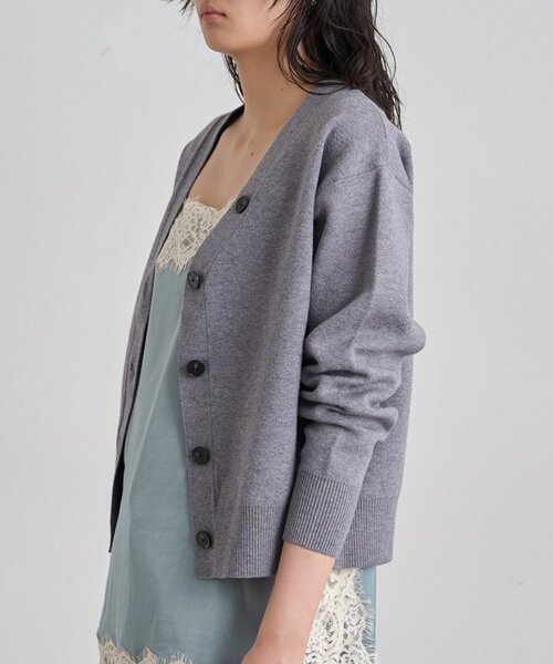 LOUNGEDRESS(ラウンジドレス)の「《セットアップ可》スウェットライクショートカーデ(ニット/セーター・レディース・グレー/ライトベージュ/レッド/ブラック・FREE)」の15枚目の写真