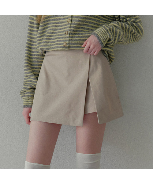TWEE(トゥウィー)の「アレン サイドスリット ミニスカート(スカート・レディース・ベージュ/ブラック・MEDIUM/LARGE/SMALL)」の1枚目の写真