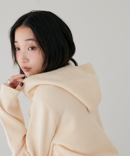 DISCOAT（ディスコート）の「フード付きニット（ニット/セーター・レディース・ネイビー/アイボリー/オレンジ系その他/ブラウン・FREE）」の10枚目の写真