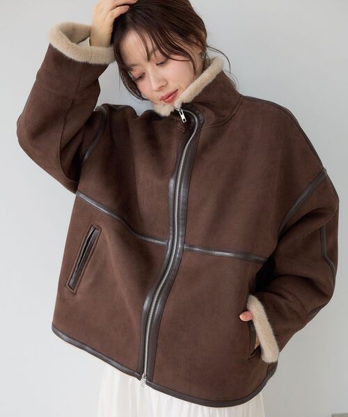 le.coeur blanc(ルクールブラン)の「フェイクムートンショートコート(ムートンコート・レディース・ブラウン/ブラック・38)」の3枚目の写真