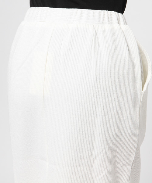 rienda（リエンダ）の「フロントスリットミディJ/WタイトSK（スカート・レディース・ホワイト/ブラック/ベージュ・SMALL/MEDIUM）」の8枚目の写真