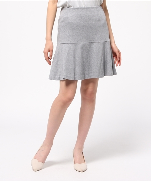 LIMITLESS LUXURY（リミットレスラグジュアリー）の「ペプラムカットソースカート（スカート・レディース・ブラック/グレー/ネイビー・36/38）」の2枚目の写真