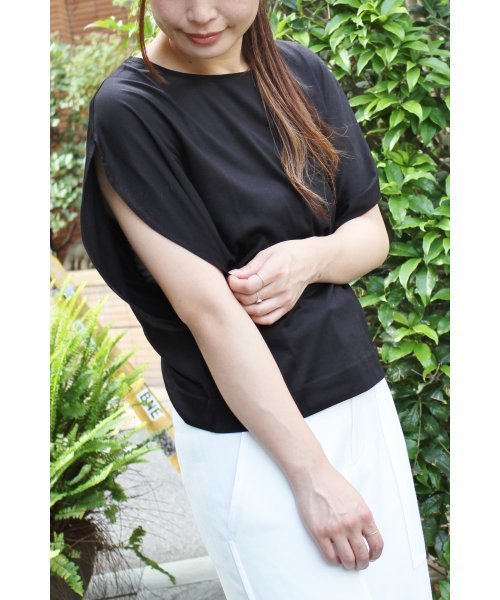 FIGARO Paris（フィガロパリ）の「ガスヤキギザコットンドルマンプルオーバー◆（Tシャツ/カットソー・レディース・ブラック/ブラック系その他/チャコールグレー・FREE）」の2枚目の写真