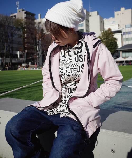 rovtski（ロフトスキー）の「裏毛メガジップパーカー/1K14060201（パーカー・メンズ・サックスブルー/グリーン/ワインレッド/ミント/ネイビー/ブラック/ダークグリーン/グリーン系その他/ピンク/杢グレー/ホワイト系その他/エメラルド/ガンメタ/レッド/イエロー・LARGE/MEDIUM/X-LARGE）」の12枚目の写真