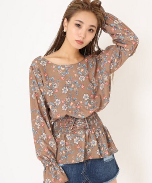 ENVYM(アンビー)の「RETRO FLOWER ギャザー BS(シャツ/ブラウス・レディース・ネイビー/キャメル・FREE)」の8枚目の写真