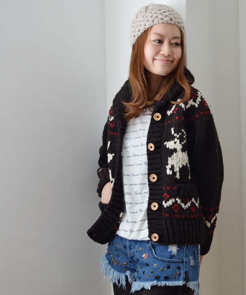 Khaju(カージュ)の「Khaju:ペルーハンドジャカードカーディガン □(カーディガン/ボレロ・レディース・オフホワイト/ブラウン・ONE SIZE)」の1枚目の写真