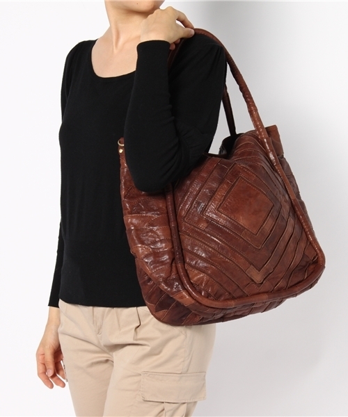 goa ゴア カービングレザーバッグ ブラウン 2way goa（ゴア）の「ひし形レザートートBag（トートバッグ）」 - WEAR