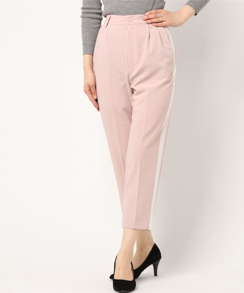 WEGO（ウィゴー）の「WEGO/タックサイドラインテーパードパンツ（スラックス・レディース・ライトグレー/ブラック/ライトベージュ/ライトピンク・MEDIUM/LARGE）」の5枚目の写真
