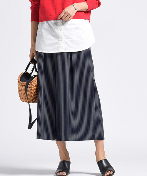 MAYSON GREY(メイソングレイ)の「【洗濯機OK】ハカマワイドクロップドパンツ(その他パンツ・レディース・ブルー系その他2/ホワイト系その他/ピンク/キャメル・L/SS/S/M)」の1枚目の写真