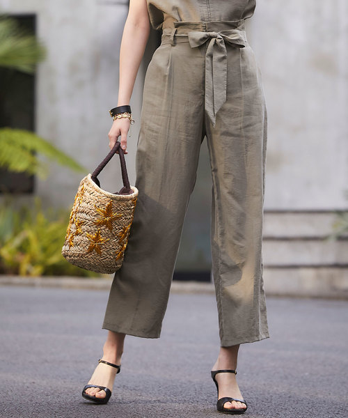 12Twelve Agenda(トゥエルブ アジェンダ)の「テンセルナイロンワイドパンツ(その他パンツ・レディース・カーキ/ネイビー・M/S)」の2枚目の写真