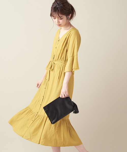 natural couture（ナチュラルクチュール）の「フレア袖ガウンワンピース（ワンピース・レディース・ブラック/イエロー/グリーン/アイボリー/レンガ・FREE）」の5枚目の写真