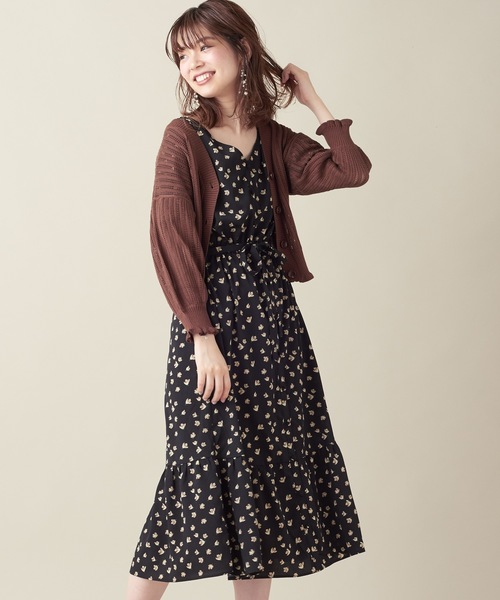 natural couture（ナチュラルクチュール）の「フレア袖ガウンワンピース（ワンピース・レディース・ブラック/イエロー/グリーン/アイボリー/レンガ・FREE）」の3枚目の写真