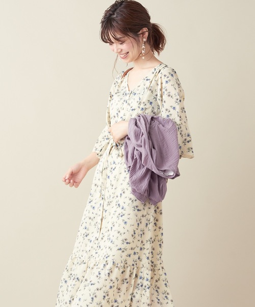 natural couture（ナチュラルクチュール）の「フレア袖ガウンワンピース（ワンピース・レディース・ブラック/イエロー/グリーン/アイボリー/レンガ・FREE）」の6枚目の写真