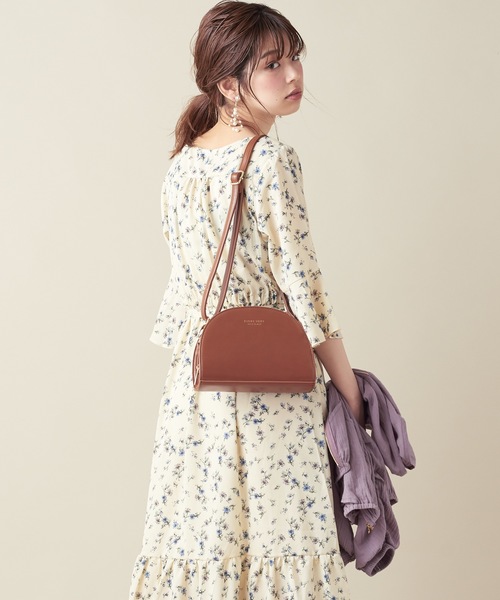 natural couture（ナチュラルクチュール）の「フレア袖ガウンワンピース（ワンピース・レディース・ブラック/イエロー/グリーン/アイボリー/レンガ・FREE）」の7枚目の写真