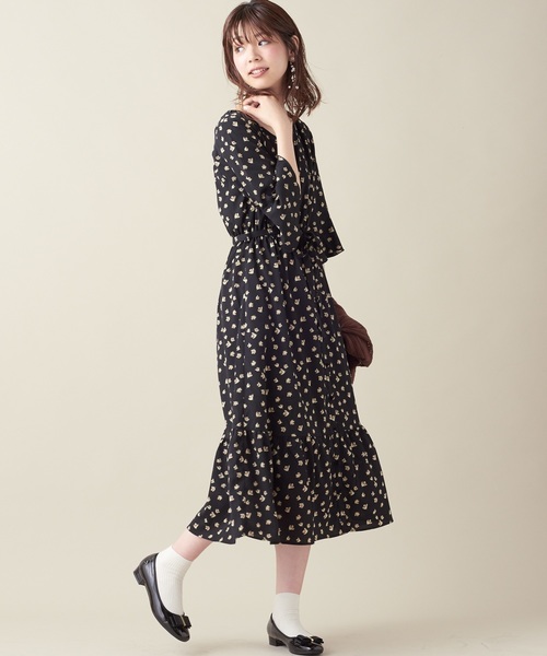 natural couture（ナチュラルクチュール）の「フレア袖ガウンワンピース（ワンピース・レディース・ブラック/イエロー/グリーン/アイボリー/レンガ・FREE）」の14枚目の写真