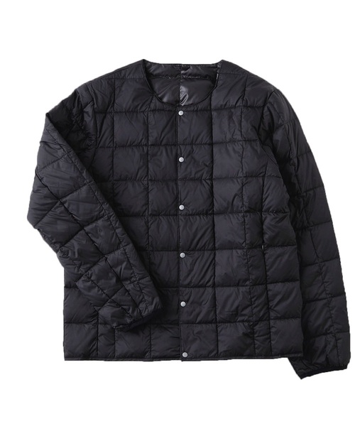 TAION(タイオン)の「【TAION】タイオン CREW NECK BUTTON DOWN JACKET (MENS)(ダウンジャケット/コート・メンズ・ブラック/ベージュ/ネイビー/パープル/グレー/カーキ/イエロー/レッド/グリーン/ブルーグリーン/ダークオレンジ/ブルー/ピンク/オフホワイト/マスタード・SMALL/MEDIUM/LARGE/X-LARGE)」の16枚目の写真