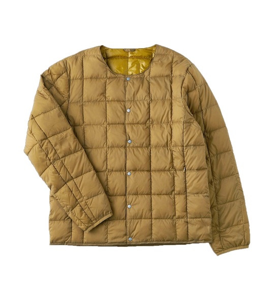 TAION(タイオン)の「【TAION】タイオン CREW NECK BUTTON DOWN JACKET (MENS)(ダウンジャケット/コート・メンズ・ブラック/ベージュ/ネイビー/パープル/グレー/カーキ/イエロー/レッド/グリーン/ブルーグリーン/ダークオレンジ/ブルー/ピンク/オフホワイト/マスタード・SMALL/MEDIUM/LARGE/X-LARGE)」の18枚目の写真