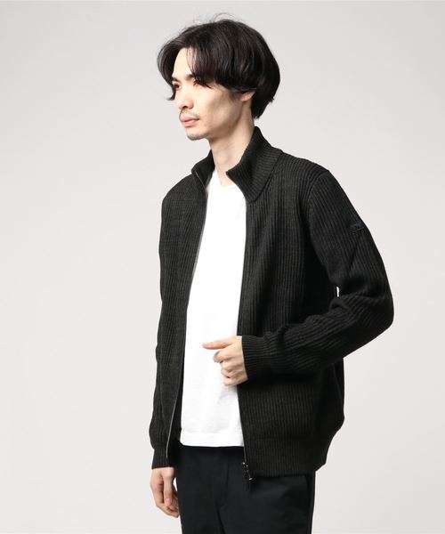 HUGO(ヒューゴ)の「ジップスルー ニット ジャケット イン ア ウールコットン ブレンド(カーディガン/ボレロ・メンズ・ブラック/ダークカーキ・S/M/L)」の5枚目の写真