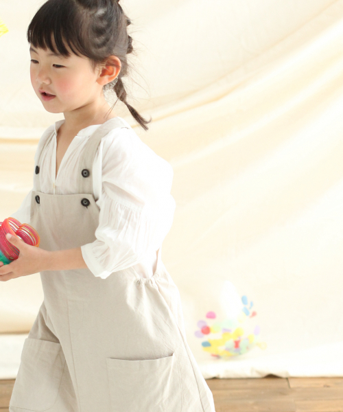 LOWRYS FARM（ローリーズファーム）の「ボイルマエアキチュニック　832743（Tシャツ/カットソー・キッズ・オフホワイト/ブラック/グリーン/パープル/ブルー/マスタード・100/110/120/SMALL/LARGE/MEDIUM）」の2枚目の写真