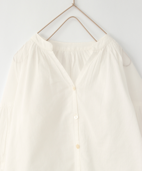 LOWRYS FARM（ローリーズファーム）の「ボイルマエアキチュニック　832743（Tシャツ/カットソー・キッズ・オフホワイト/ブラック/グリーン/パープル/ブルー/マスタード・100/110/120/SMALL/LARGE/MEDIUM）」の10枚目の写真