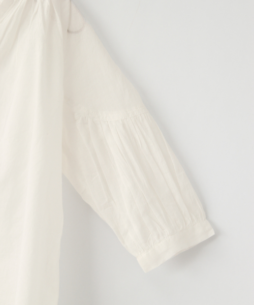 LOWRYS FARM（ローリーズファーム）の「ボイルマエアキチュニック　832743（Tシャツ/カットソー・キッズ・オフホワイト/ブラック/グリーン/パープル/ブルー/マスタード・100/110/120/SMALL/LARGE/MEDIUM）」の12枚目の写真