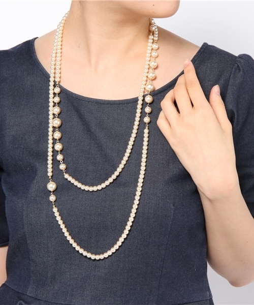 ROSE BUD(ローズバッド)の「(GARY FASHION) N9458-3 NECKLACE(ネックレス・レディース・クリーム・ONE SIZE)」の3枚目の写真