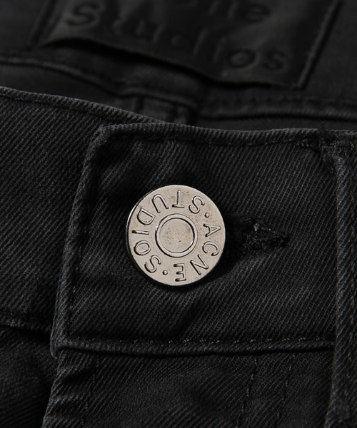 ACNE（アクネ）の「ACE UPS BLACK（デニムパンツ・メンズ・ブラック・30inch/28inch/29inch）」の10枚目の写真
