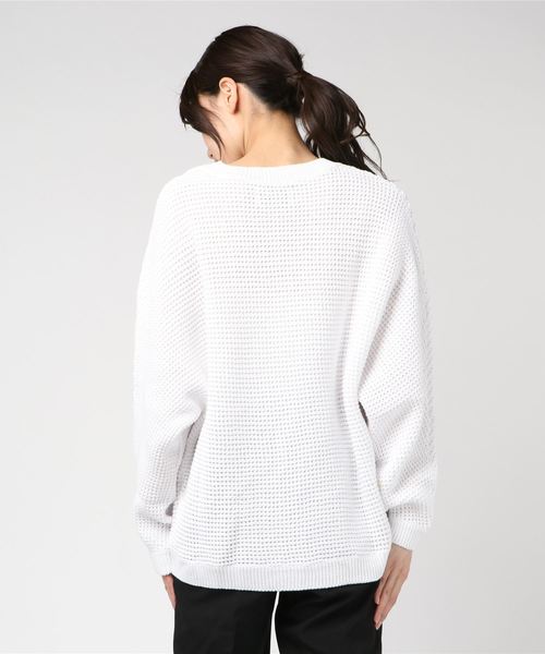 美品MUVEILミュベール スズラン刺繍 プルオーバー グレー ML相当　パール MUVEIL カメオ刺繍裏毛プルオーバー | KOKO