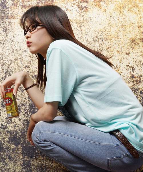 おしゃれスタ(オシャレスタ)の「ネオンカラーガールズフォトプリントクルーネックTシャツ(KU)(Tシャツ/カットソー・メンズ・ピンク系その他/サックスブルー/オレンジ/ピンク/ブルー系その他/オレンジ系その他・M/L)」の11枚目の写真