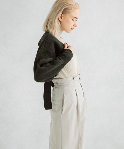 UNITED TOKYO（ユナイテッドトウキョウ）の「ショートニットカーディガン（カーディガン/ボレロ・レディース・カーキ/ブラック/アイボリー・1）」の19枚目の写真