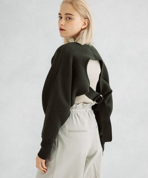 UNITED TOKYO（ユナイテッドトウキョウ）の「ショートニットカーディガン（カーディガン/ボレロ・レディース・カーキ/ブラック/アイボリー・1）」の6枚目の写真