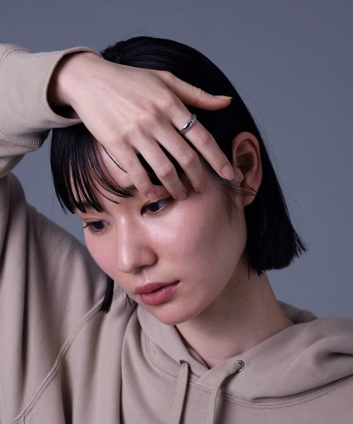 LION HEART(ライオンハート)の「【限定展開】“LH-1”デュオリング/サージカルステンレス(金属アレルギー対応)【LION HEART / ライオンハート】(リング・メンズ・ブラック系その他/シルバー系その他/ブラック系その他2/ブラック系その他3/シルバー系その他2/シルバー系その他3/シルバー系その他4/シルバー系その他5・#13/#21/#17/#19/#15/#11/#23/#9/27号/25号)」の18枚目の写真