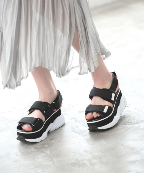 Heather（ヘザー）の「シンプルベルトスポサン　879143（サンダル・レディース・ブラック/ベージュ系その他・M/L）」の2枚目の写真