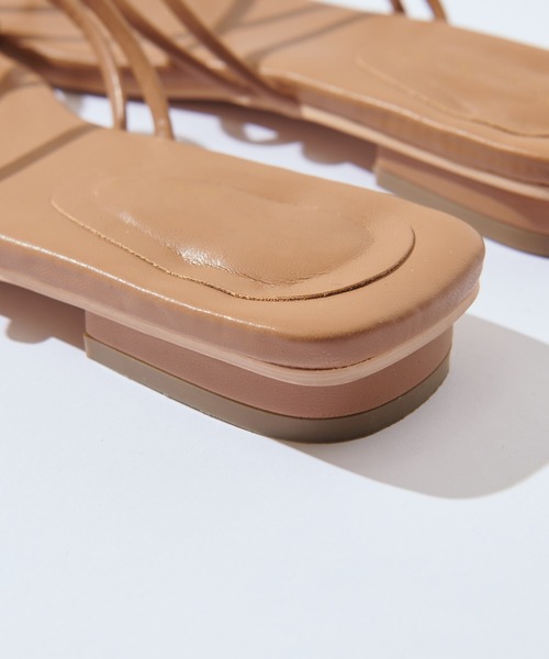 natural couture（ナチュラルクチュール）の「細ヒモヌーディーサンダル（サンダル・レディース・ブラック/アイボリー/キャメル・M/L）」の12枚目の写真