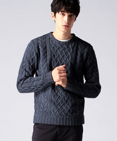 BEAMS（ビームス）の「BEAMS / アラン ケーブル クルーニット（ニット/セーター・メンズ・グレー/ネイビー/ワイン・SMALL/MEDIUM/LARGE/X-LARGE）」の2枚目の写真
