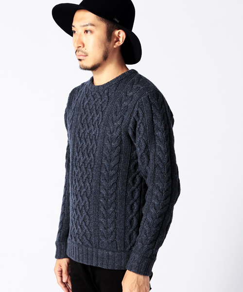 BEAMS（ビームス）の「BEAMS / アラン ケーブル クルーニット（ニット/セーター・メンズ・グレー/ネイビー/ワイン・SMALL/MEDIUM/LARGE/X-LARGE）」の5枚目の写真