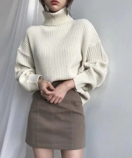 Diosfront（ディオスフロント）の「ビッグシルエット　タートルネックプルオーバー（ニット/セーター・レディース・ホワイト/ベージュ/ブルーグレー/ブラック/ネイビー/ライトグリーン/カーキ/グレー・FREE）」の15枚目の写真