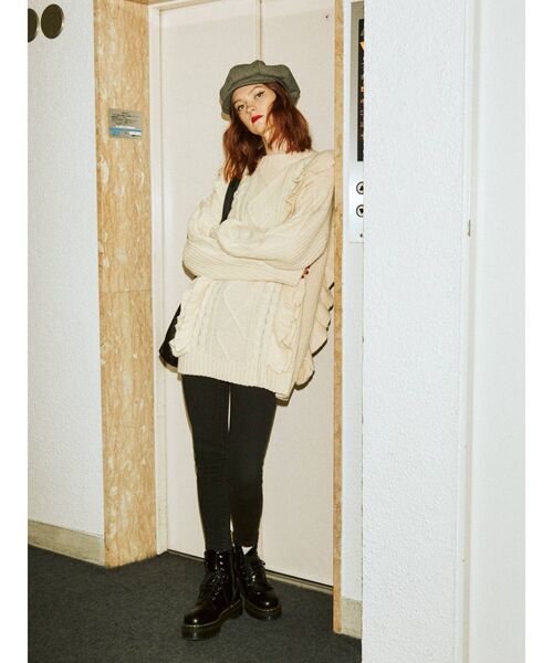 jouetie（ジュエティ）の「フリルニットチュニック（ニット/セーター・レディース・アイボリー/ブラック/ライトブルー/ブラウン・MEDIUM）」の10枚目の写真