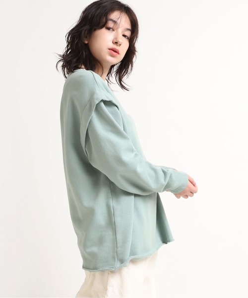 RNA-N（アールエヌエーエヌ）の「M1557 タックショルダー裏毛プルオーバー（スウェット・レディース・グレー/グリーン/スモークピンク/キナリ・MEDIUM）」の8枚目の写真