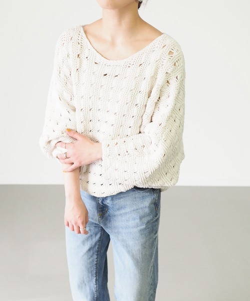 Riberry(リベリー)の「ドルマンニットプルオーバー(ニット/セーター・レディース・ホワイト/ブラック/モカ/ブルー・MEDIUM)」の11枚目の写真