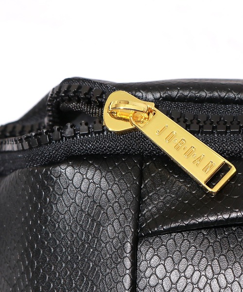 AIR JORDAN（エアジョーダン）の「JORDAN/ジョーダン REGAL AIR CROSSBODY ボディバッグ（ボディバッグ