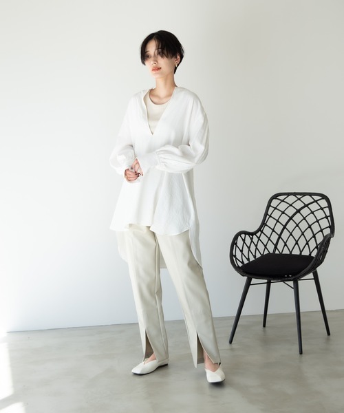 Solace（ソレイス）の「キーネックボリュームブラウス/solace（シャツ/ブラウス・レディース・ホワイト/ブラック・FREE）」の16枚目の写真