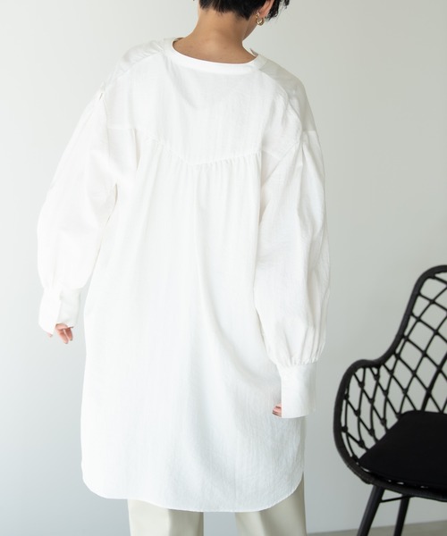 Solace（ソレイス）の「キーネックボリュームブラウス/solace（シャツ/ブラウス・レディース・ホワイト/ブラック・FREE）」の7枚目の写真