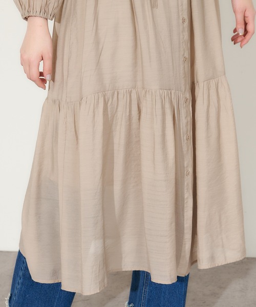 natural couture（ナチュラルクチュール）の「たっぷりギャザー2WAYティアードシャツワンピース（ワンピース・レディース・ブラック/ベージュ/オフホワイト/サックスブルー・FREE）」の22枚目の写真