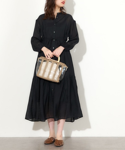 natural couture（ナチュラルクチュール）の「たっぷりギャザー2WAYティアードシャツワンピース（ワンピース・レディース・ブラック/ベージュ/オフホワイト/サックスブルー・FREE）」の6枚目の写真
