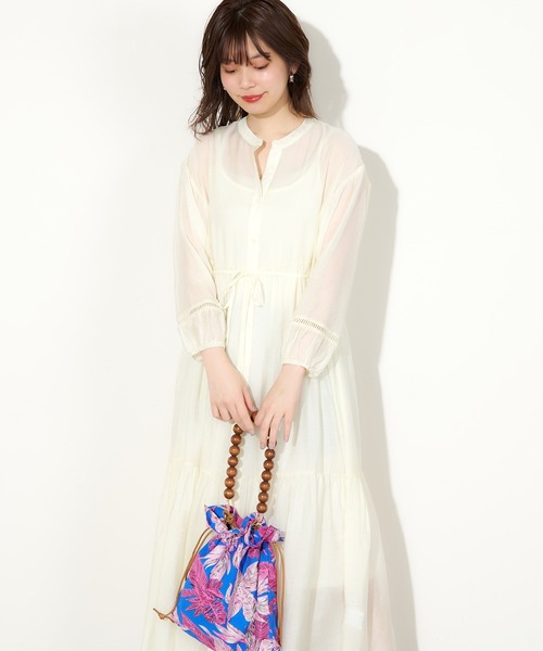 natural couture（ナチュラルクチュール）の「たっぷりギャザー2WAYティアードシャツワンピース（ワンピース・レディース・ブラック/ベージュ/オフホワイト/サックスブルー・FREE）」の13枚目の写真