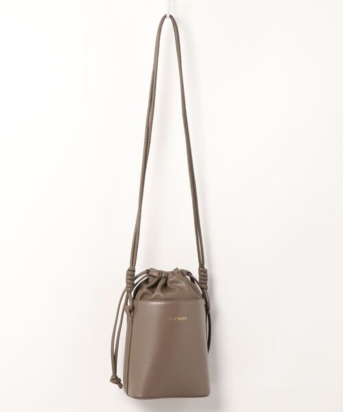 ROVERETO（ロベレート）の「【 ROVERETO 】バケツバッグ FEGRVT22（ショルダーバッグ・レディース・グレイッシュベージュ/その他/ブラック・FREE）」の15枚目の写真