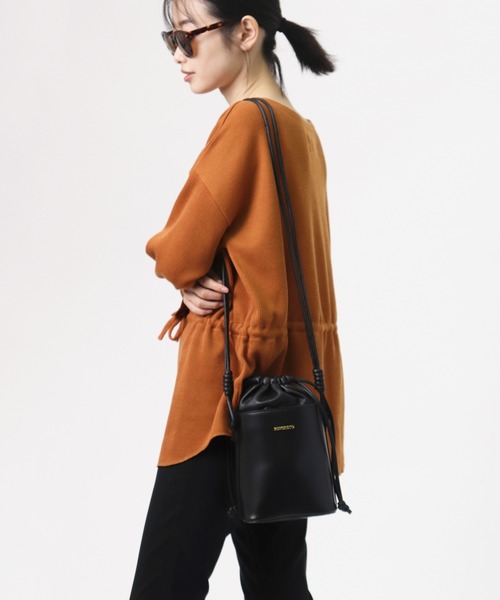 ROVERETO（ロベレート）の「【 ROVERETO 】バケツバッグ FEGRVT22（ショルダーバッグ・レディース・グレイッシュベージュ/その他/ブラック・FREE）」の11枚目の写真