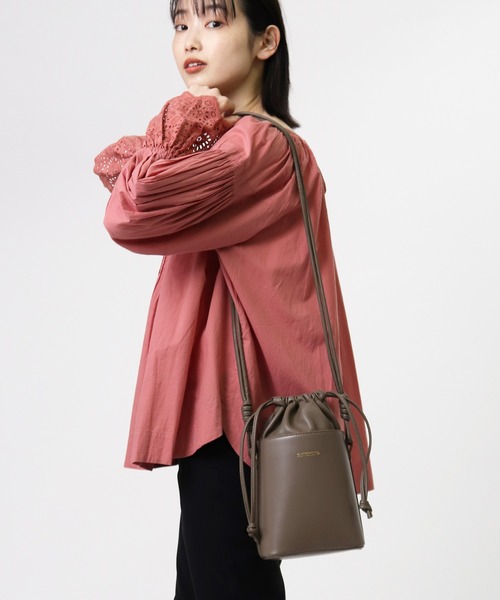 ROVERETO（ロベレート）の「【 ROVERETO 】バケツバッグ FEGRVT22（ショルダーバッグ・レディース・グレイッシュベージュ/その他/ブラック・FREE）」の12枚目の写真