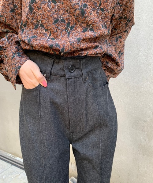 Kastane(カスタネ)の「【Thank Mat'l.】リサイクルヤーンフリンジデニム(デニムパンツ・レディース・ブラック/インディゴブルー・1/2)」の15枚目の写真